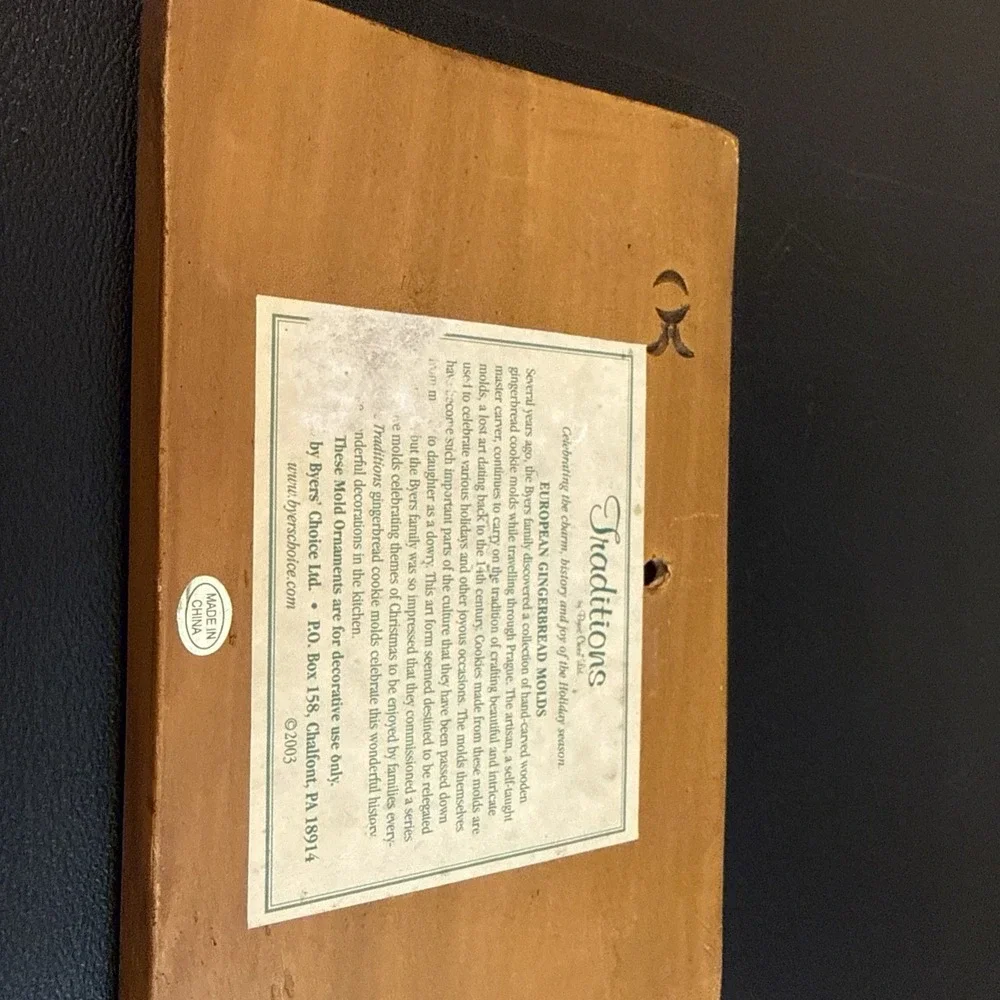 American Traditions gingerbread press